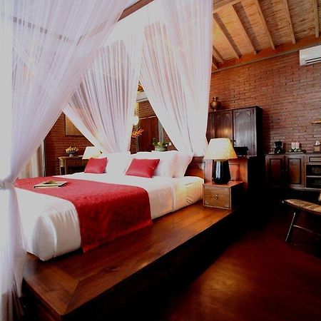 Plataran Menjangan Luxury Residence Suites バニュウェダン エクステリア 写真