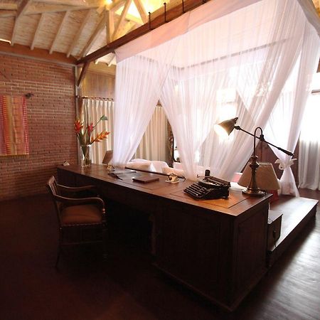Plataran Menjangan Luxury Residence Suites バニュウェダン エクステリア 写真